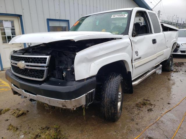 CHEVROLET SILVERADO 2006 with VIN 1GCHK29U66E223606 - Photo from auction