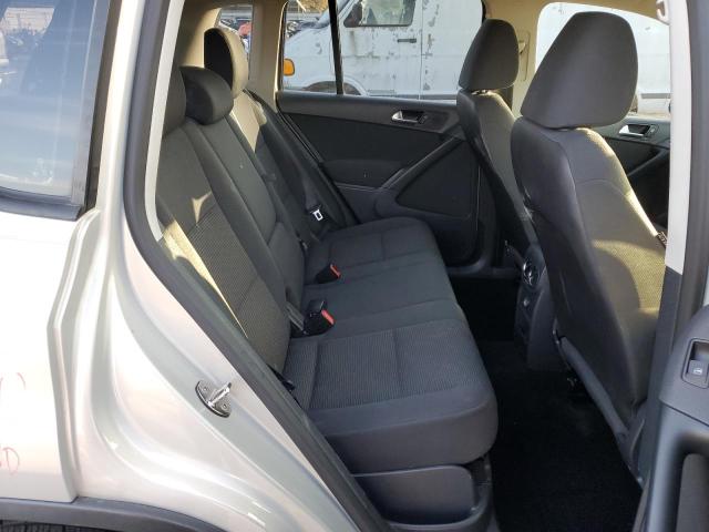 Photo 10 from auction – 2012 VOLKSWAGEN TIGUAN S with VIN WVGAV7AXXCW525929