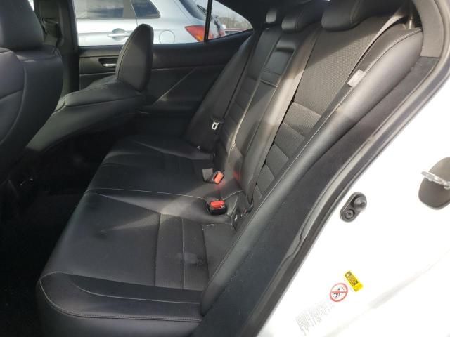 Photo 10 from auction – 2016 LEXUS IS 200T with VIN JTHBA1D2XG5010151