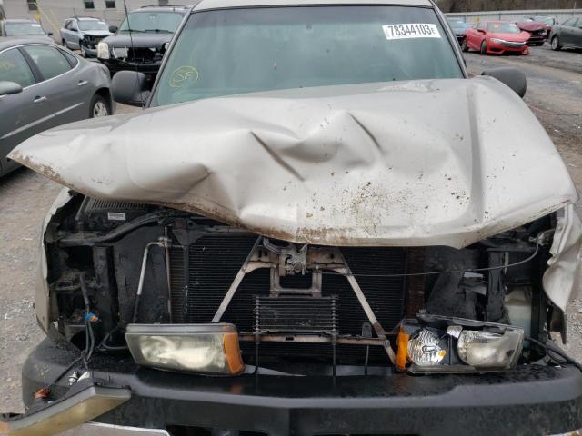 Photo 11 from auction – 2003 CHEVROLET SILVERADO with VIN 1GCHK29U83E183203