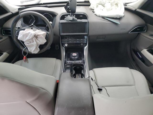 Photo 8 from auction – 2019 JAGUAR XE with VIN SAJAR4FX5KCP48090