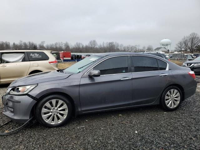 HONDA ACCORD EXL 2015 with VIN 1HGCR2F87FA104940 - Photo from auction