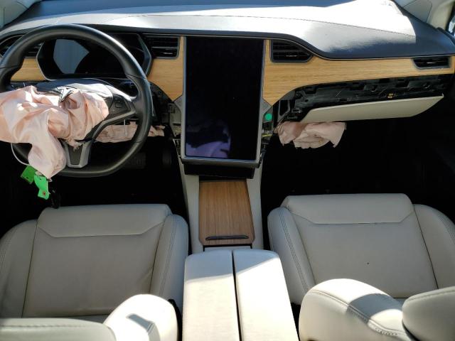 Photo 8 from auction – 2018 TESLA MODEL X with VIN 5YJXCAE25JF119932