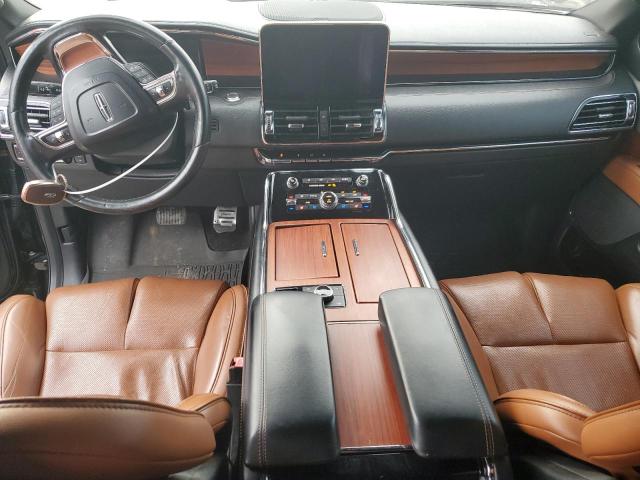Photo 8 from auction – 2018 LINCOLN NAVIGATOR with VIN 5LMJJ3LT7JEL20373