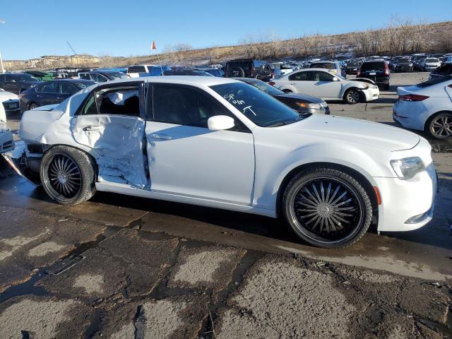 Photo 4 from auction – 2015 CHRYSLER 300 S with VIN 2C3CCAGG5FH808852