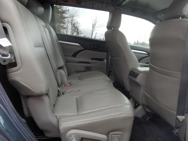 Photo 10 from auction – 2015 TOYOTA HIGHLANDER with VIN 5TDBKRFHXFS126618