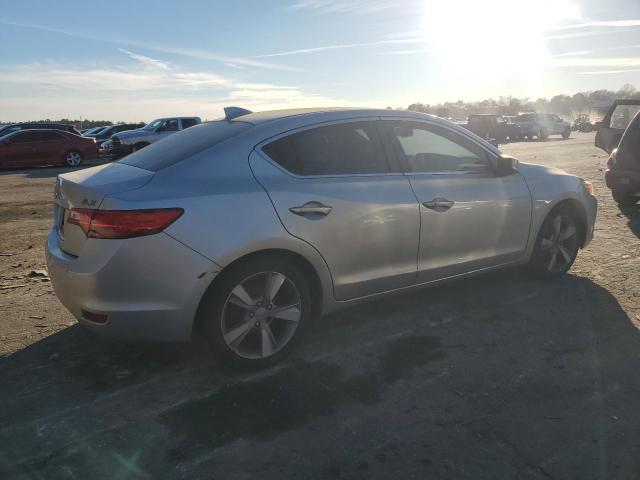 Zdjęcie 3 z aukcji – 2014 ACURA ILX 20 TEC z VIN 19VDE1F7XEE008417