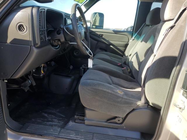Photo 7 from auction – 2005 CHEVROLET SILVERADO with VIN 1GCHK29295E182918