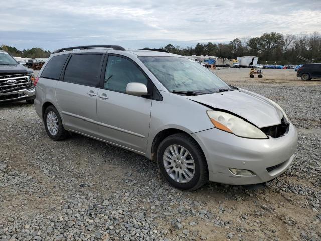 Photo 4 from auction – 2010 TOYOTA SIENNA XLE with VIN 5TDYK4CC2AS304973