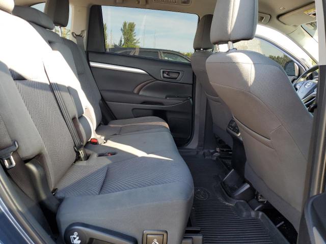 Photo 11 from auction – 2019 TOYOTA HIGHLANDER with VIN 5TDBZRFH8KS998902