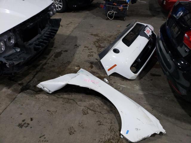 Photo 12 from auction – 2018 DODGE CHALLENGER with VIN 2C3CDZAG0JH122036