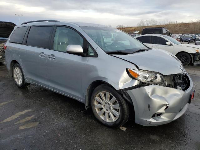 Photo 4 from auction – 2015 TOYOTA SIENNA LE with VIN 5TDJK3DC3FS111989