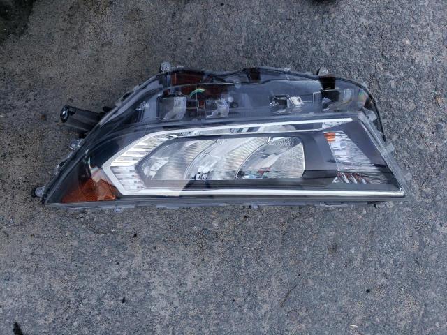 Photo 13 from auction – 2019 TOYOTA RAV4 XLE with VIN 2T3W1RFV2KW010607
