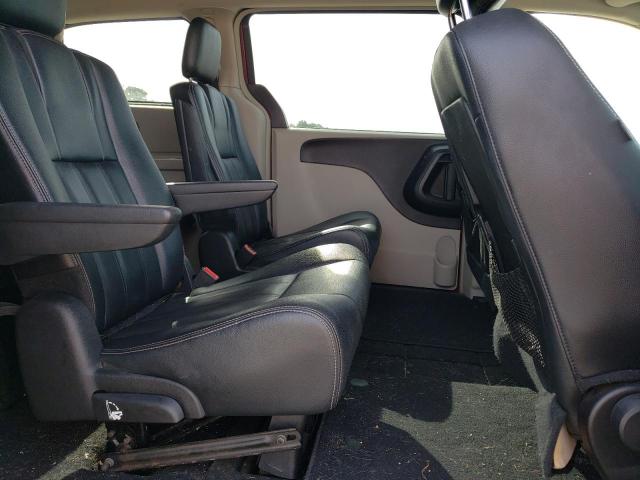 Photo 11 from auction – 2016 CHRYSLER TOWN & COU with VIN 2C4RC1BG9GR231431