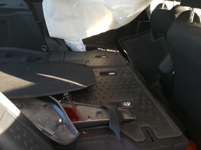Photo 10 from auction – 2019 TOYOTA C-HR XLE with VIN NMTKHMBX2KR080712