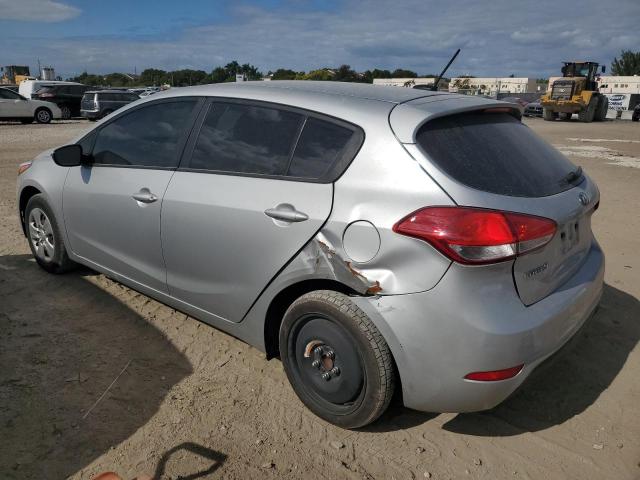 Photo 2 from auction – 2017 KIA FORTE LX with VIN KNAFK5A82H5694921