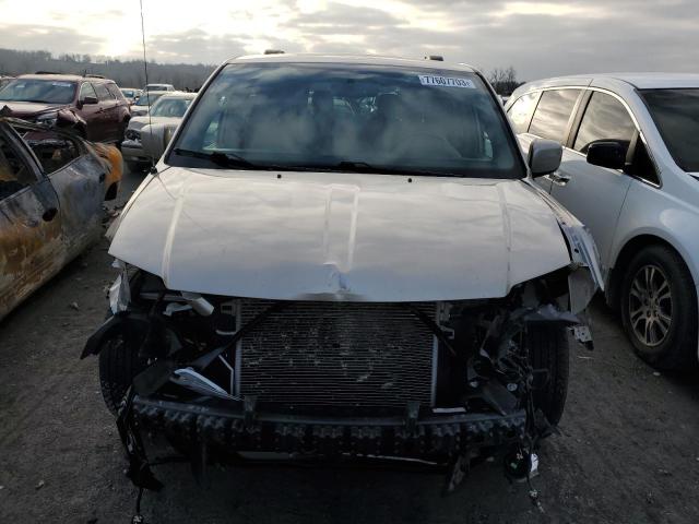 Photo 5 from auction – 2015 CHRYSLER TOWN & COU with VIN 2C4RC1BG6FR637570