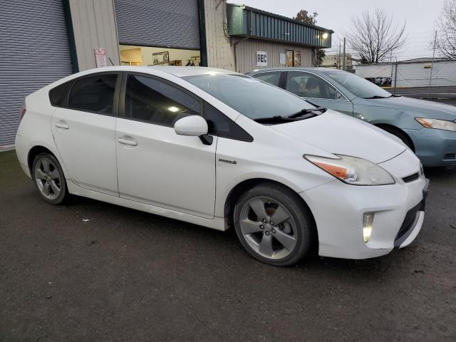 Photo 4 from auction – 2013 TOYOTA PRIUS with VIN JTDKN3DUXD5595005