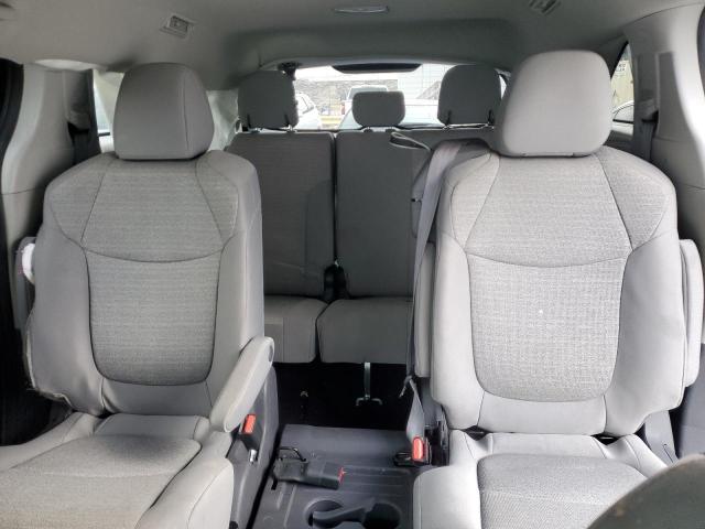 Photo 10 from auction – 2021 TOYOTA SIENNA LE with VIN 5TDKRKEC3MS017052