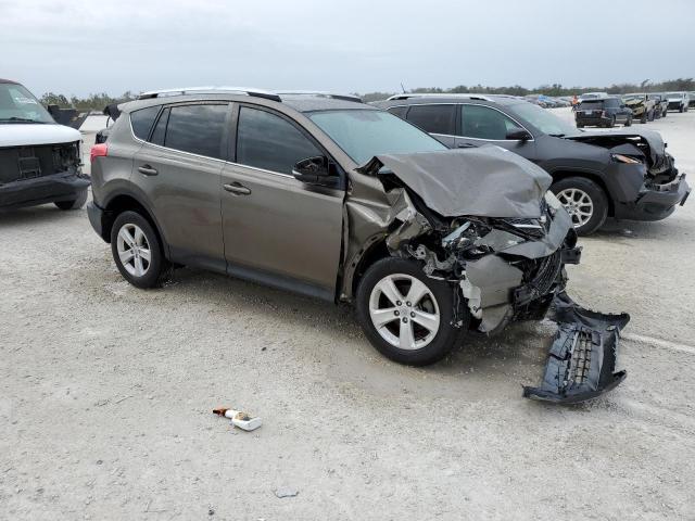 Photo 4 from auction – 2013 TOYOTA RAV4 XLE with VIN JTMWFREV2DD010898