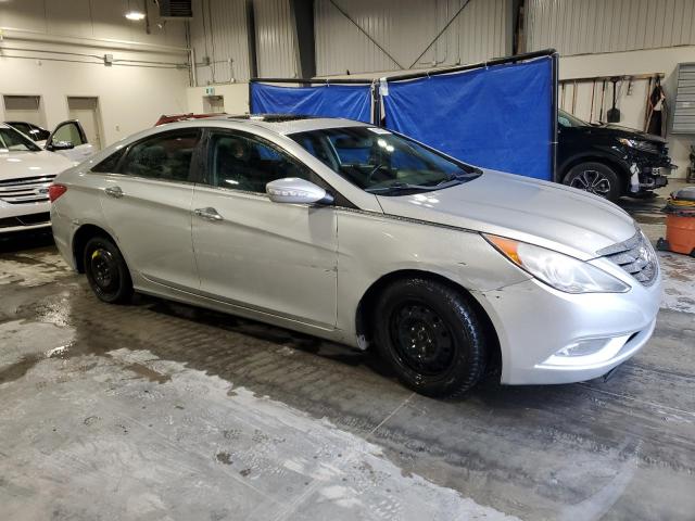 Photo 4 from auction – 2011 HYUNDAI SONATA SE with VIN 5NPEC4AC7BH204877