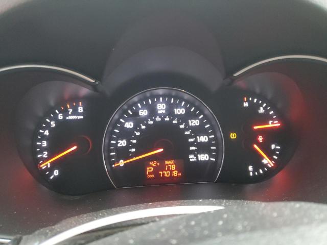 Photo 9 from auction – 2015 KIA SORENTO LX with VIN 5XYKTCA62FG552610