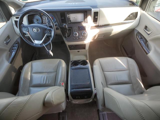Photo 8 from auction – 2018 TOYOTA SIENNA XLE with VIN 5TDDZ3DC9JS202198