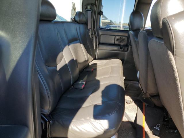 Photo 10 from auction – 2004 CHEVROLET 2500 HD with VIN 1GCHC29U64E239704
