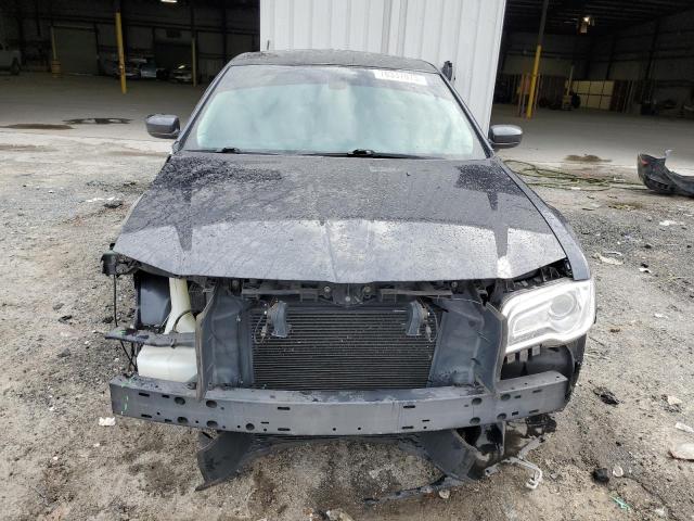 Photo 5 from auction – 2016 CHRYSLER 300 LIMITE with VIN 2C3CCAAG2GH269911