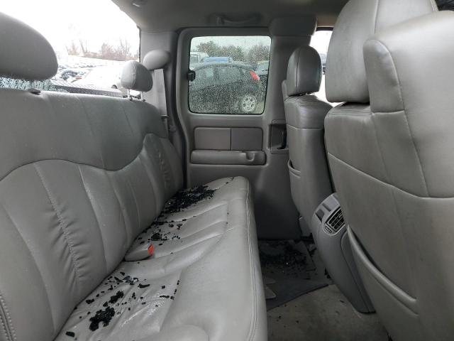 Photo 10 from auction – 2000 CHEVROLET SILVERADO with VIN 1GCEK19T3YE349686