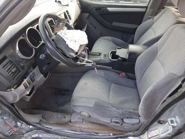Photo 7 from auction – 2004 TOYOTA 4RUNNER SR with VIN JTEZU14R048017717