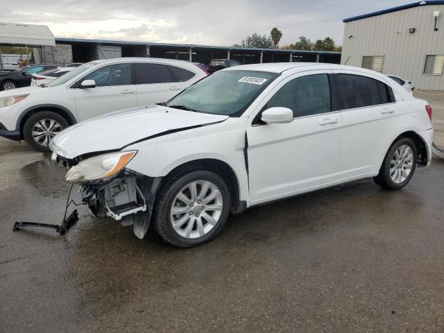 CHRYSLER 200 TOURIN 2013 with VIN 1C3CCBBB5DN695295 - Photo from auction