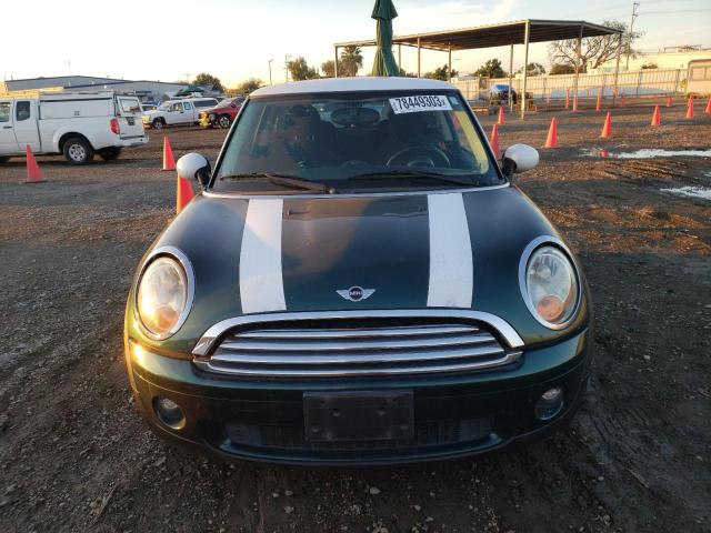 Photo 5 from auction – 2010 MINI COOPER with VIN WMWMF3C5XATZ61260