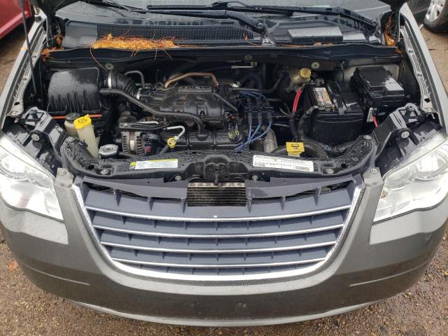 Photo 12 from auction – 2010 CHRYSLER TOWN & COU with VIN 2A4RR2D14AR448643