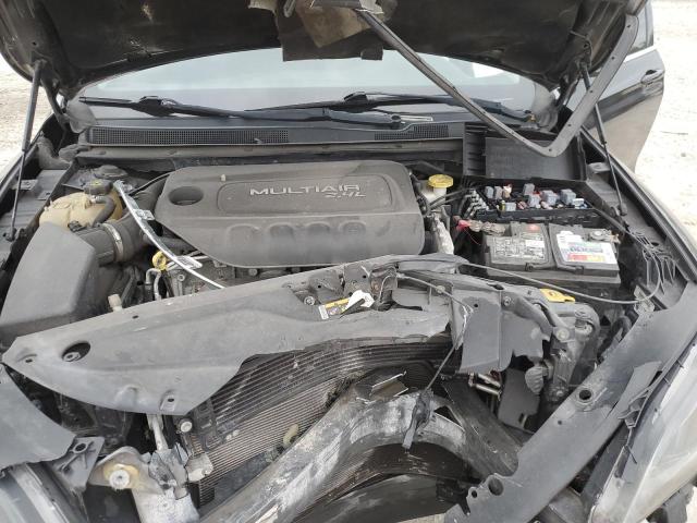 Photo 11 from auction – 2015 CHRYSLER 200 LIMITE with VIN 1C3CCCAB9FN618679