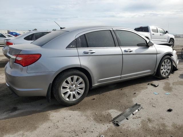 Photo 3 from auction – 2014 CHRYSLER 200 LX with VIN 1C3CCBAG5EN127496