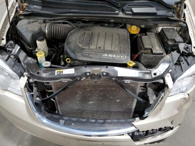Photo 12 from auction – 2016 CHRYSLER TOWN & COU with VIN 2C4RC1BG6GR119329