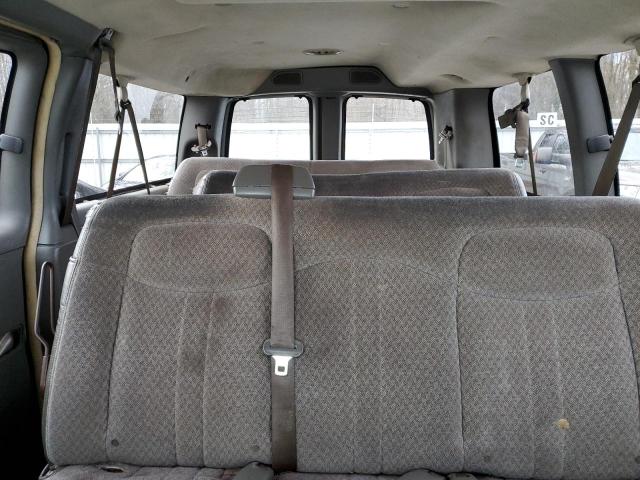Photo 10 from auction – 2003 CHEVROLET EXPRESS G2 with VIN 1GAGG25U031162686
