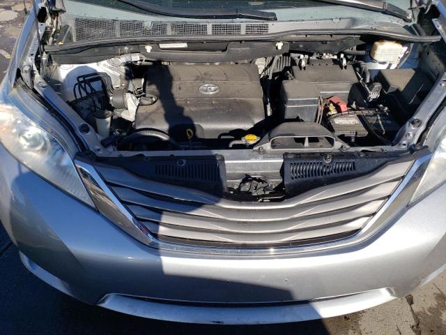 Photo 12 from auction – 2011 TOYOTA SIENNA XLE with VIN 5TDYK3DC8BS059834