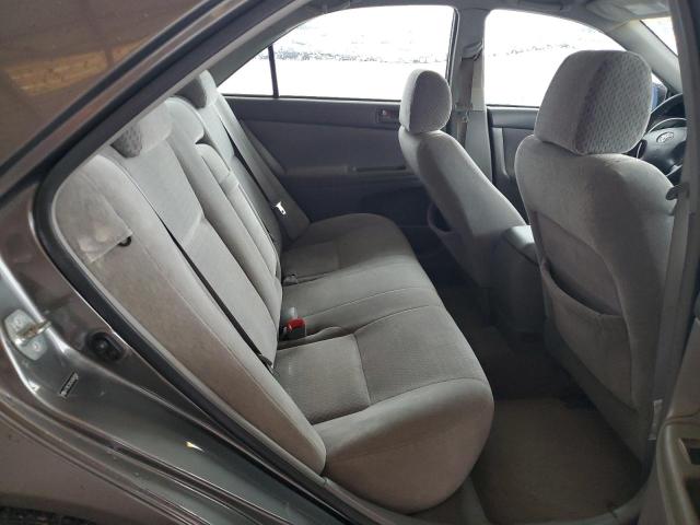 Photo 10 from auction – 2004 TOYOTA CAMRY LE with VIN 4T1BE32K24U854590