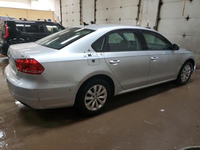 Photo 3 from auction – 2015 VOLKSWAGEN PASSAT S with VIN 1VWAT7A39FC027019