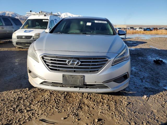 Photo 5 from auction – 2016 HYUNDAI SONATA SE with VIN 5NPE24AF4GH383884