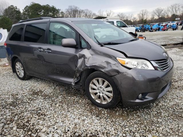 Photo 4 from auction – 2014 TOYOTA SIENNA XLE with VIN 5TDDK3DC9ES093655