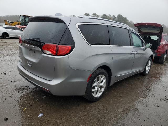Photo 3 from auction – 2017 CHRYSLER PACIFICA T with VIN 2C4RC1EG7HR560240