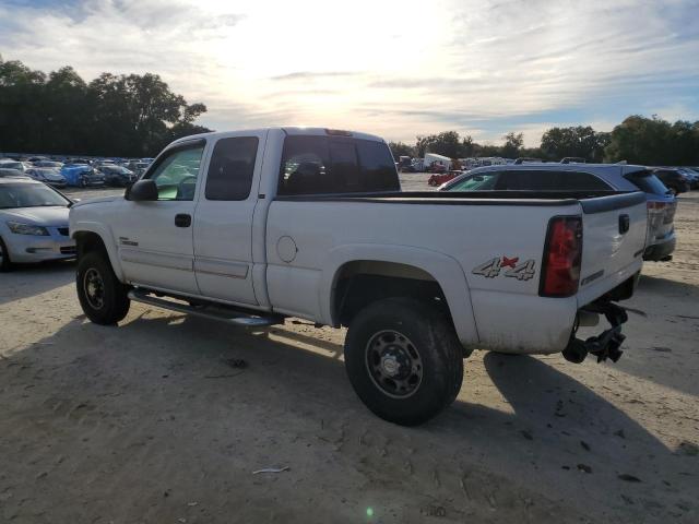 Photo 2 from auction – 2004 CHEVROLET SILVERADO with VIN 1GCHK29264E324883