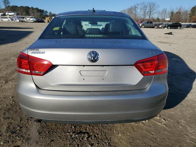 Photo 6 from auction – 2014 VOLKSWAGEN PASSAT S with VIN 1VWAT7A30EC033547