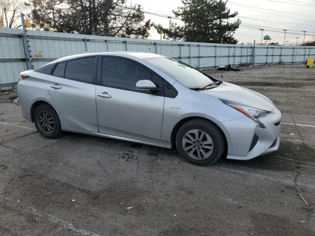 Photo 4 from auction – 2016 TOYOTA PRIUS with VIN JTDKBRFUXG3002851