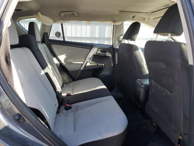 Photo 10 from auction – 2017 TOYOTA RAV4 XLE with VIN JTMRFREVXHD216263