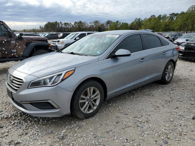 HYUNDAI SONATA SE 2017 with VIN 5NPE24AF5HH594433 - Photo from auction