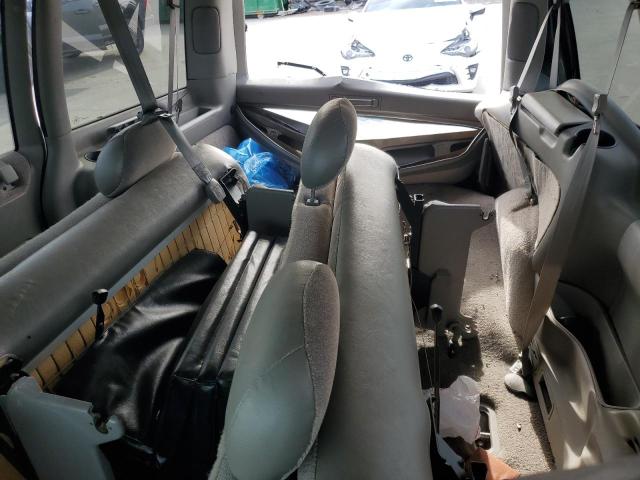 Photo 10 from auction – 2001 CHEVROLET ASTRO with VIN 1GNDM19WX1B112417